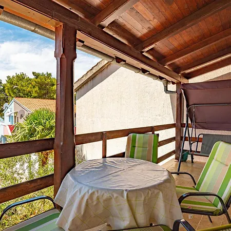 Two-bedroom In Apartamento *